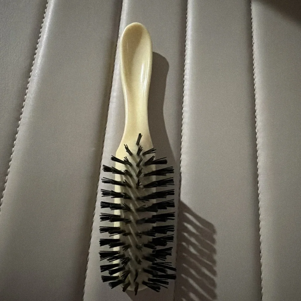 VTG Unbranded Hair Brush Nylon Bristles 6.5